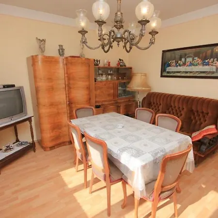 Apartmán With A Parking Space Lovran, Opatija - 7808 Lovran